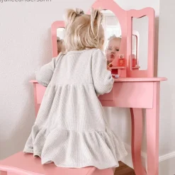 Kids Teamson Fantasy Fields Lady Alessandra Kids Corner Vanity Table & Stool, Pink