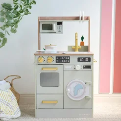 Kids Teamson Kids Little Chef Lake Tahoe Wooden Play Kitchen - Washer & Mini Garden