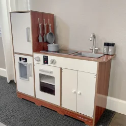 Kids Teamson Kids Little Chef Palm Springs Classic Kids Play Kitchen with Accessories, Natural/White